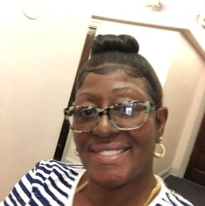 Meet your Posher, Joyce